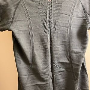 S/S active wear shirt